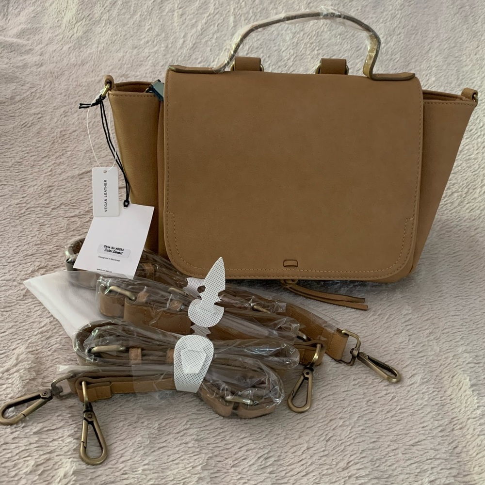 HP🎉Convertible Backpack Messenger, hands free bag